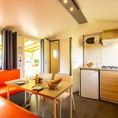 Camping La Turelure 3* Uzer (Ardeche)