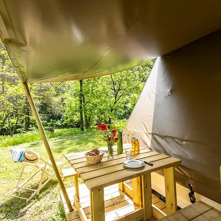 Camping La Turelure Camping 3*
