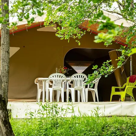 Camping La Turelure 3* Uzer (Ardeche)