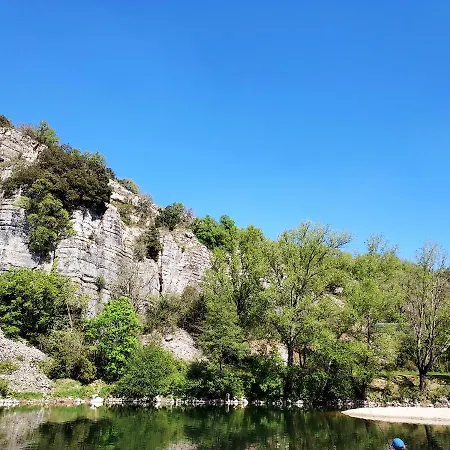 Camping La Turelure 3* Uzer (Ardeche)